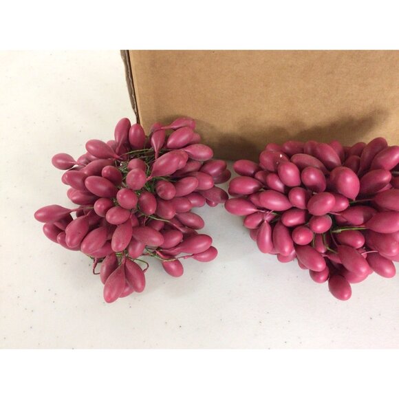 Red Berries Artificial Fake Fruits Christmas Craft Holly Berry Decor Lot - Picture 2 of 8